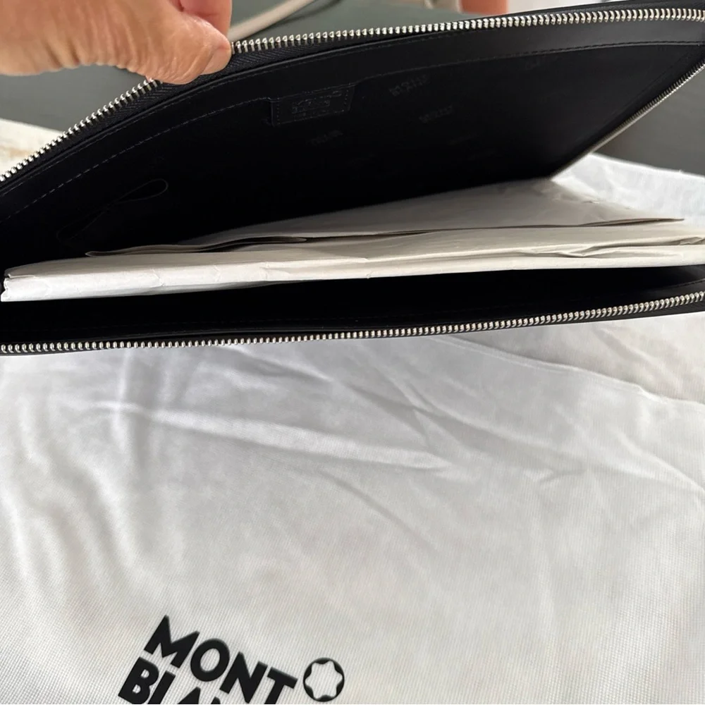 Montblanc Meisterstuck Black Leather Portfolio/Document Case, Zipper, MB114519